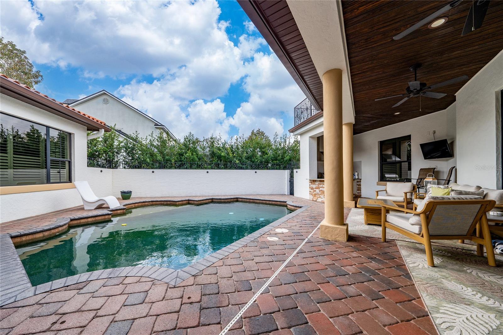 8437 Lake Burden Circle