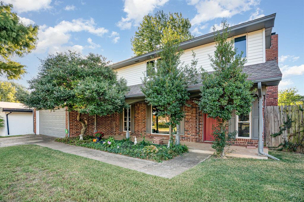 This beautiful home just off Northwest Expressway will bring space, comfort, and so much more into your life! Nestled in a quiet neighborhood with quick commutes to shopping, dining, and Lake Hefner! Community pool and tennis courts are a short walk to the North. This home welcomes you with beautiful landscapes and a flower bed to bring color and serenity into your life! A flagpole in front lawn allows you to fly your colors high! The foyer presents options to go upstairs, welcome others into the oversized formal or head into the family room. Formal is blessed with an abundance of natural light with ginormous windows and multiple layout options! Family room or second living includes a ceiling fan, fireplace, built-in bookcases, inactive bar area and space to entertain guests or an intimate night of streaming! Breakfast area includes more oversized windows to bring in natural light and a classy chandelier to light your mornings or evenings! Kitchen features double ovens, electric cooking, ample cabinets and a built in pantry.  Half bath is discreetly situated between dining and the formal. Upstairs, the primary bedroom includes a ceiling fan, multiple layouts, and front of home views. En suite has counter space for all the essentials, a stand-in shower with a new door, new toilet and a generous walk-in closet! Three additional bedrooms all include ceiling fans and ample closet space! Second full bath connects with 2 bedrooms and the guest hall, and includes thoughtfully placed double vanities and a shower-tub combo. Pass through laundry room to the garage is by the kitchen! Backyard includes an open patio, mature trees, and backs to a city maintained creek bed. You do not want to miss out on this gorgeous home! Check out the video and 3D tours to make sure the floorplan fits your needs! Then call a REALTOR to schedule a private viewing!