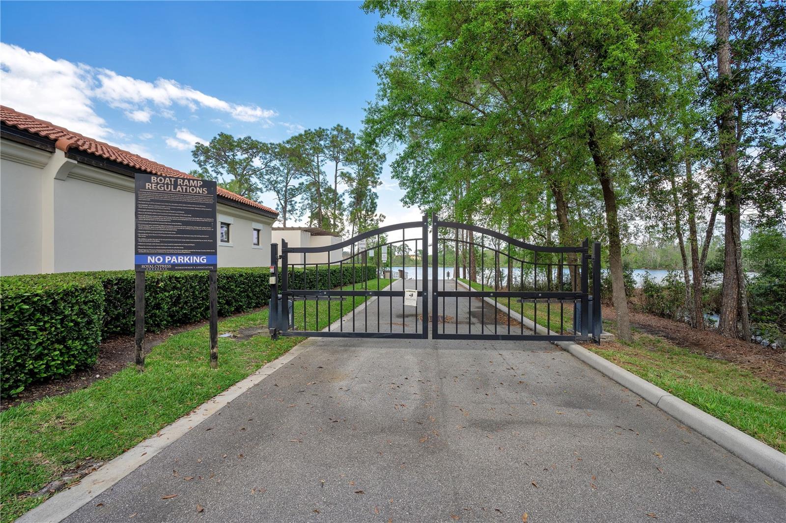 10654 Royal Cypress Way