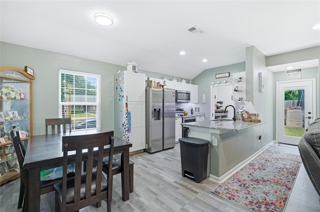 231 W Murray Street
