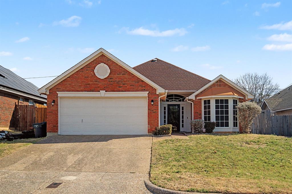 645 Cross Ridge Circle N