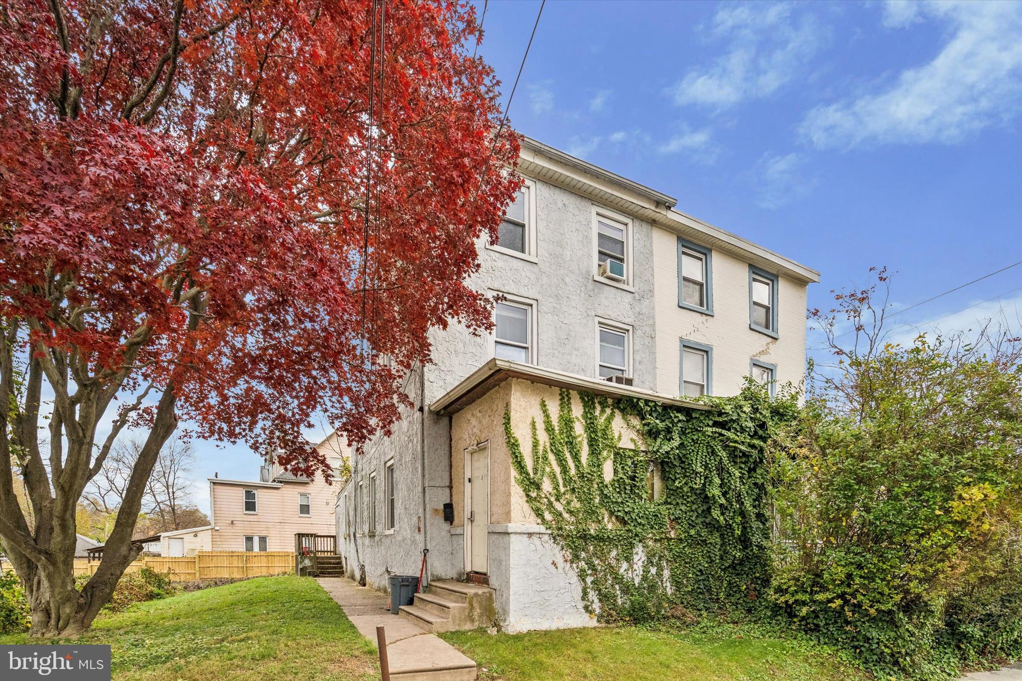 4 Crk Ave  