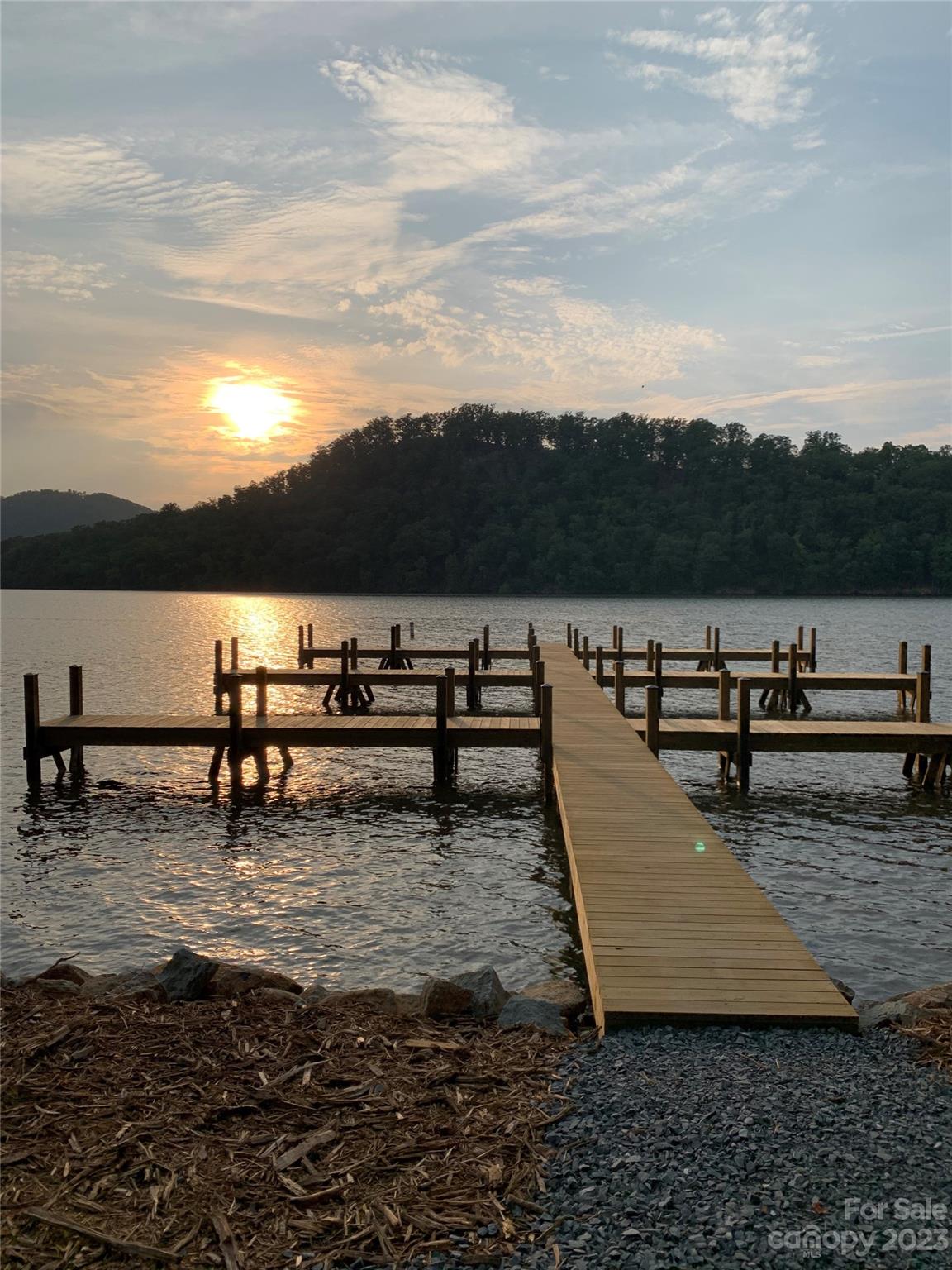231 Overlook Drive