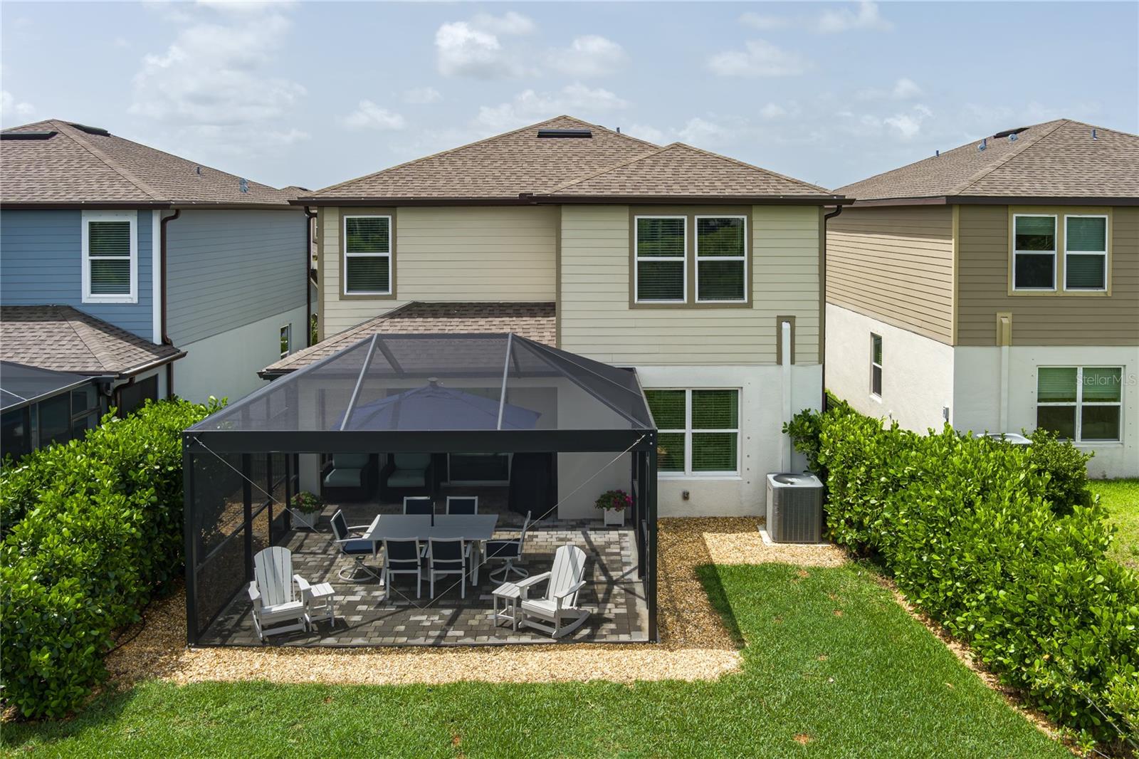 9148 Royal River Circle