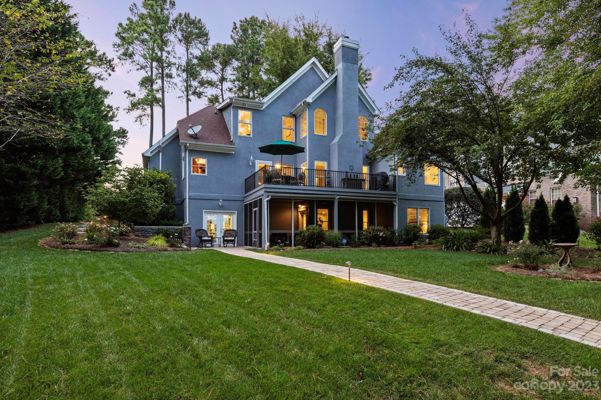 8056 St Andrews Lane