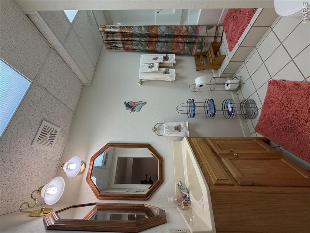 12569 New London Gravel Rd