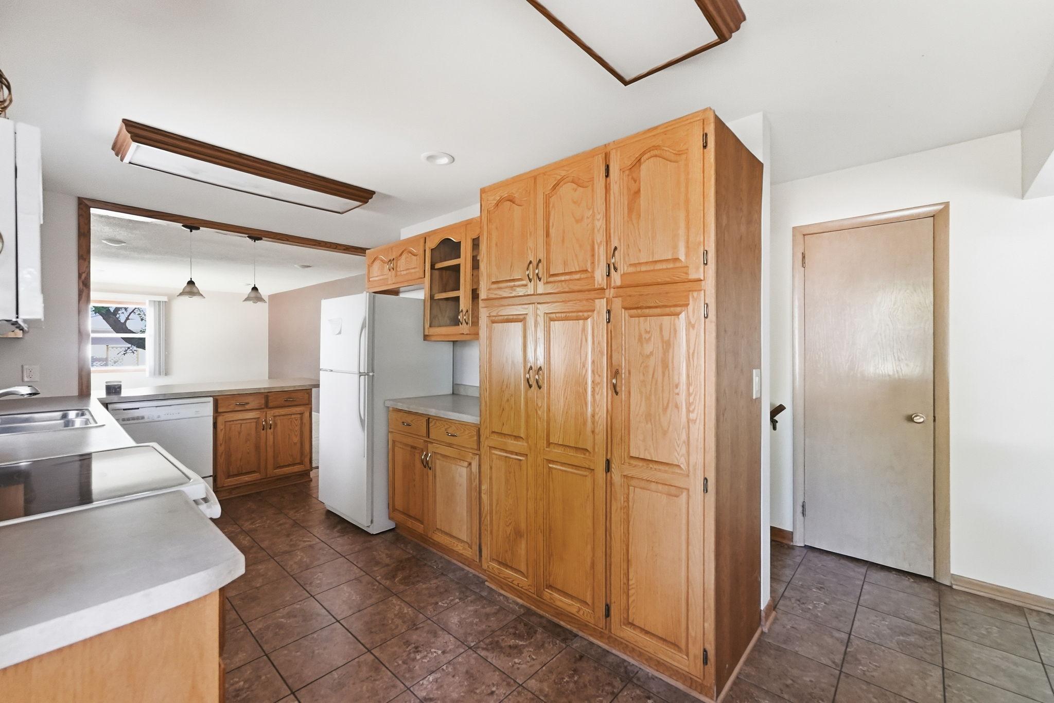 80 Woodhill Road