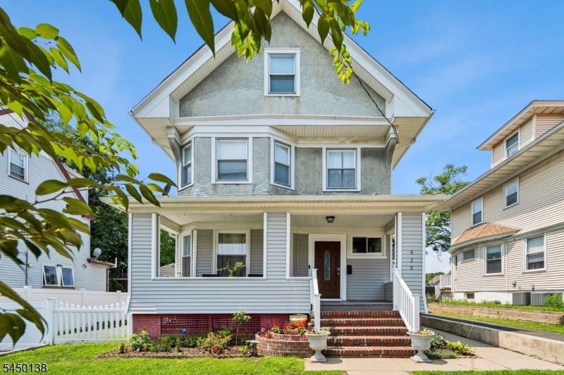 826 Degraw Ave, Newark, NJ 07104