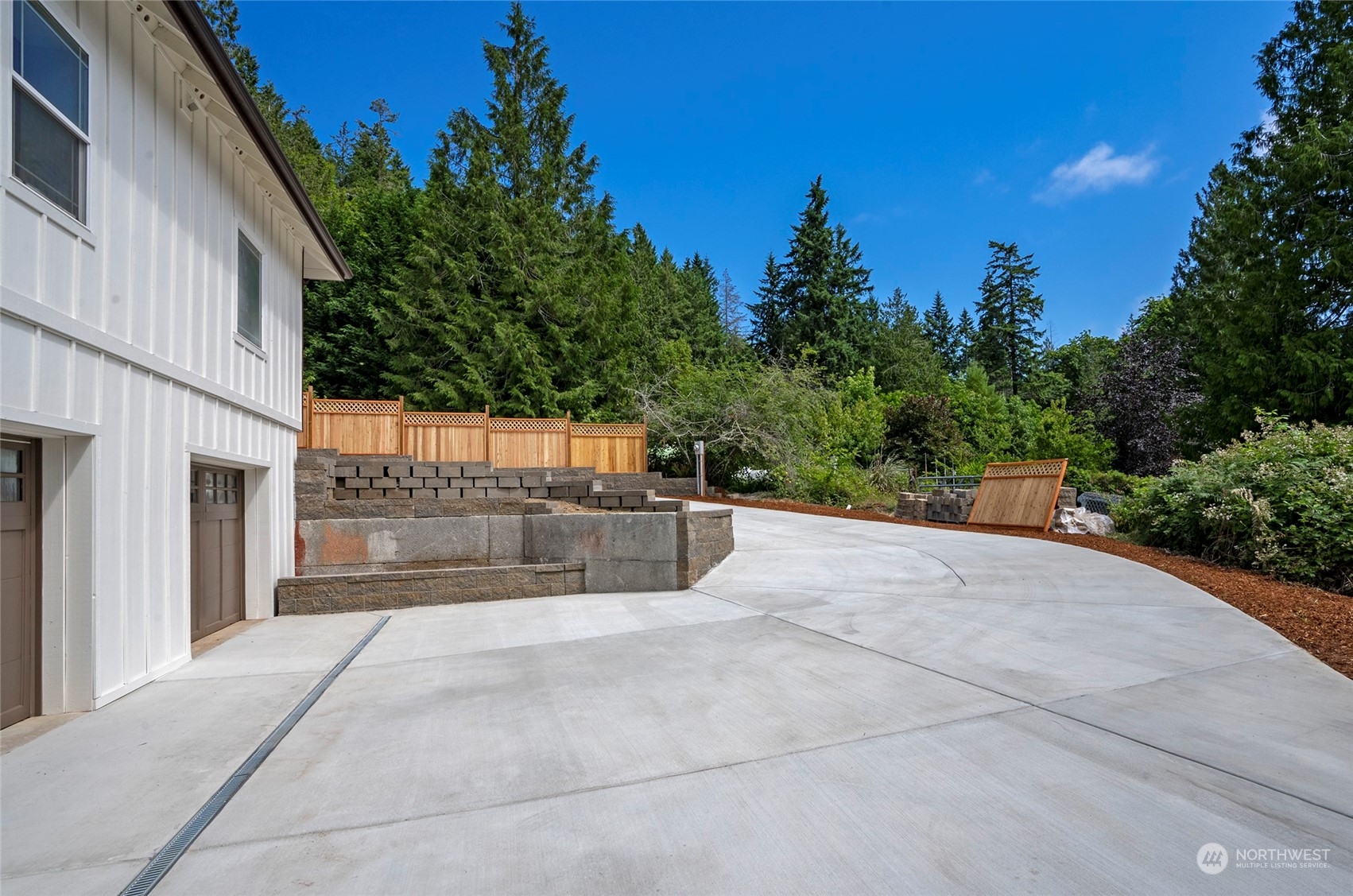 6319 Crescent Beach Road NW
