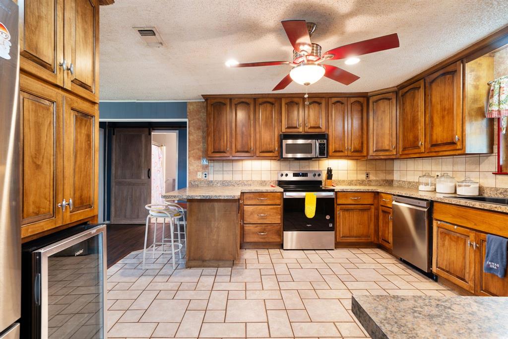 9157 N Hwy 271