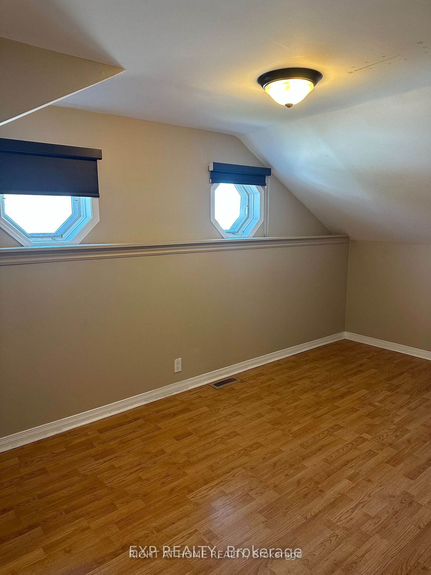 20480 Leslie St Unit 1
