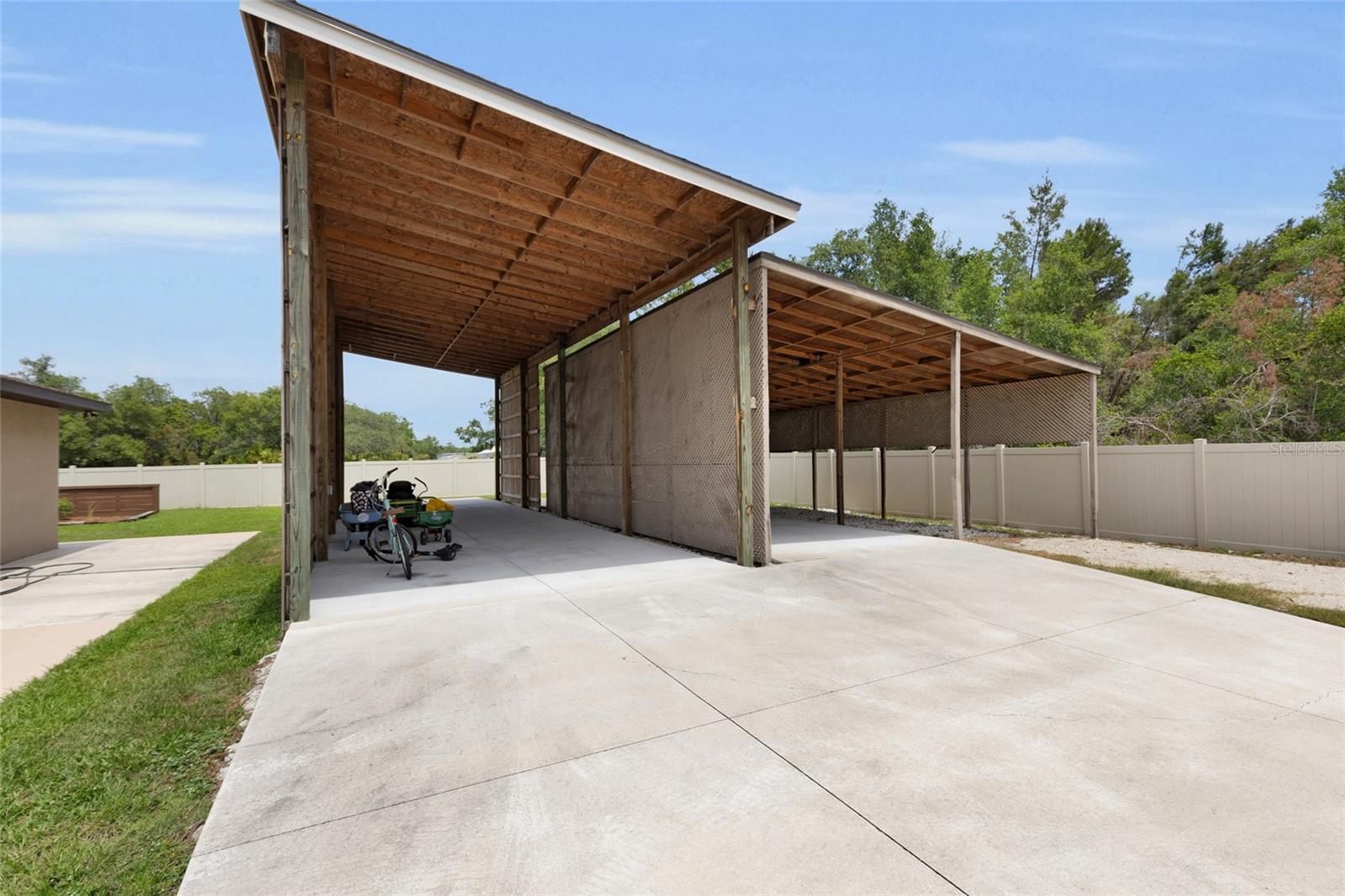 3055 Wolf Branch Rd