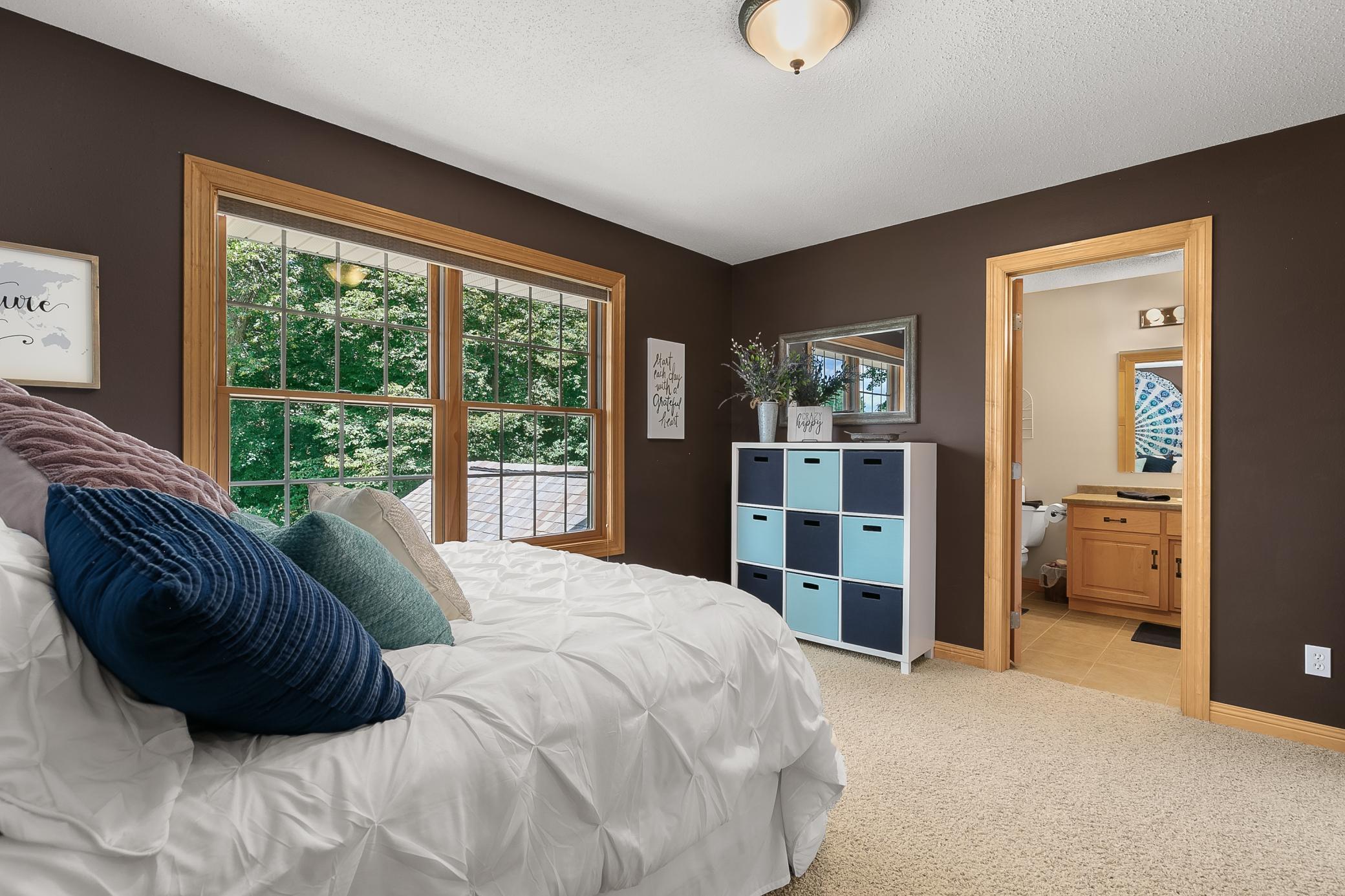 1301 Pondview Lane