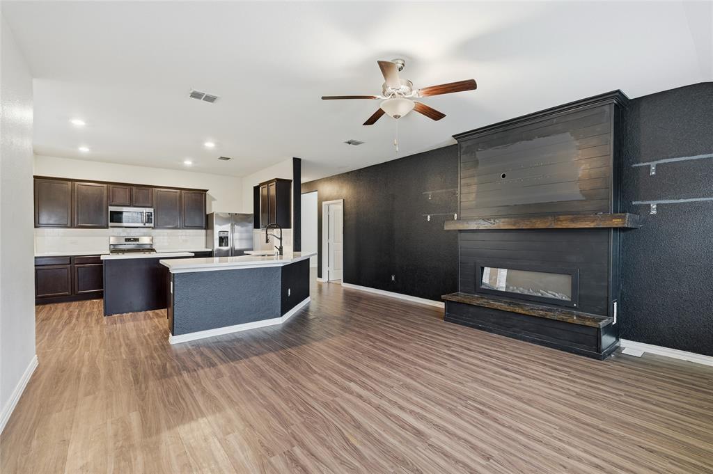 903 Spruce Lane