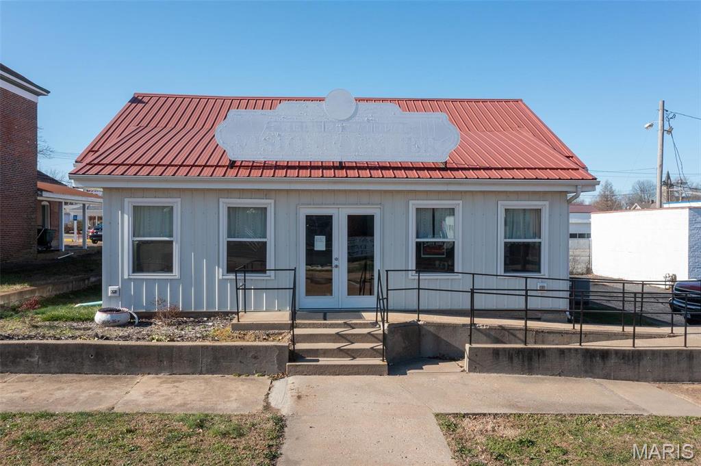 152 South Main
