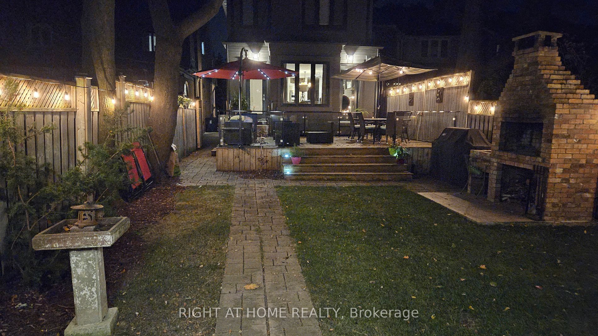 55 Stibbard Ave