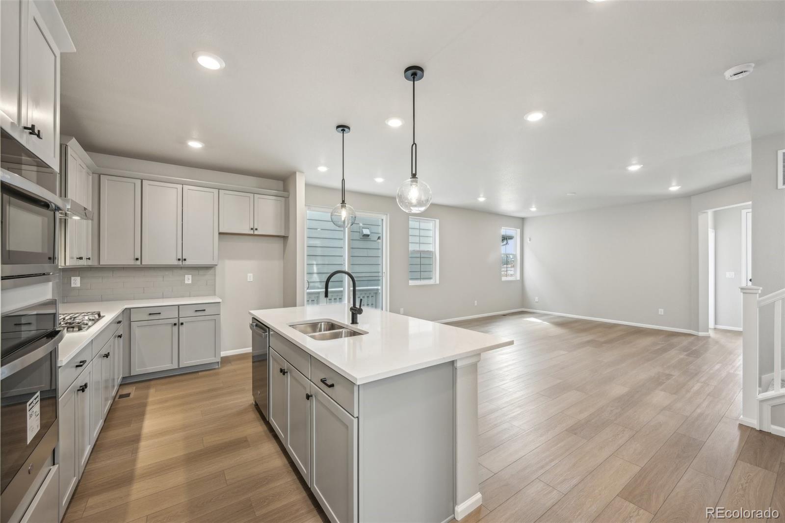 8779 Whiteclover Street