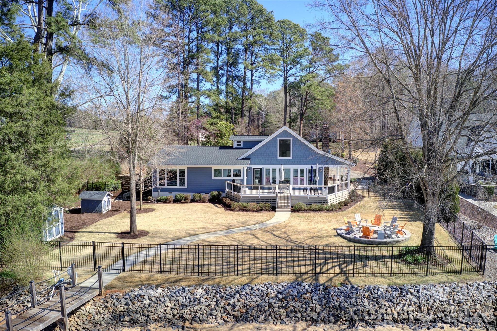 6852 Locke Drive