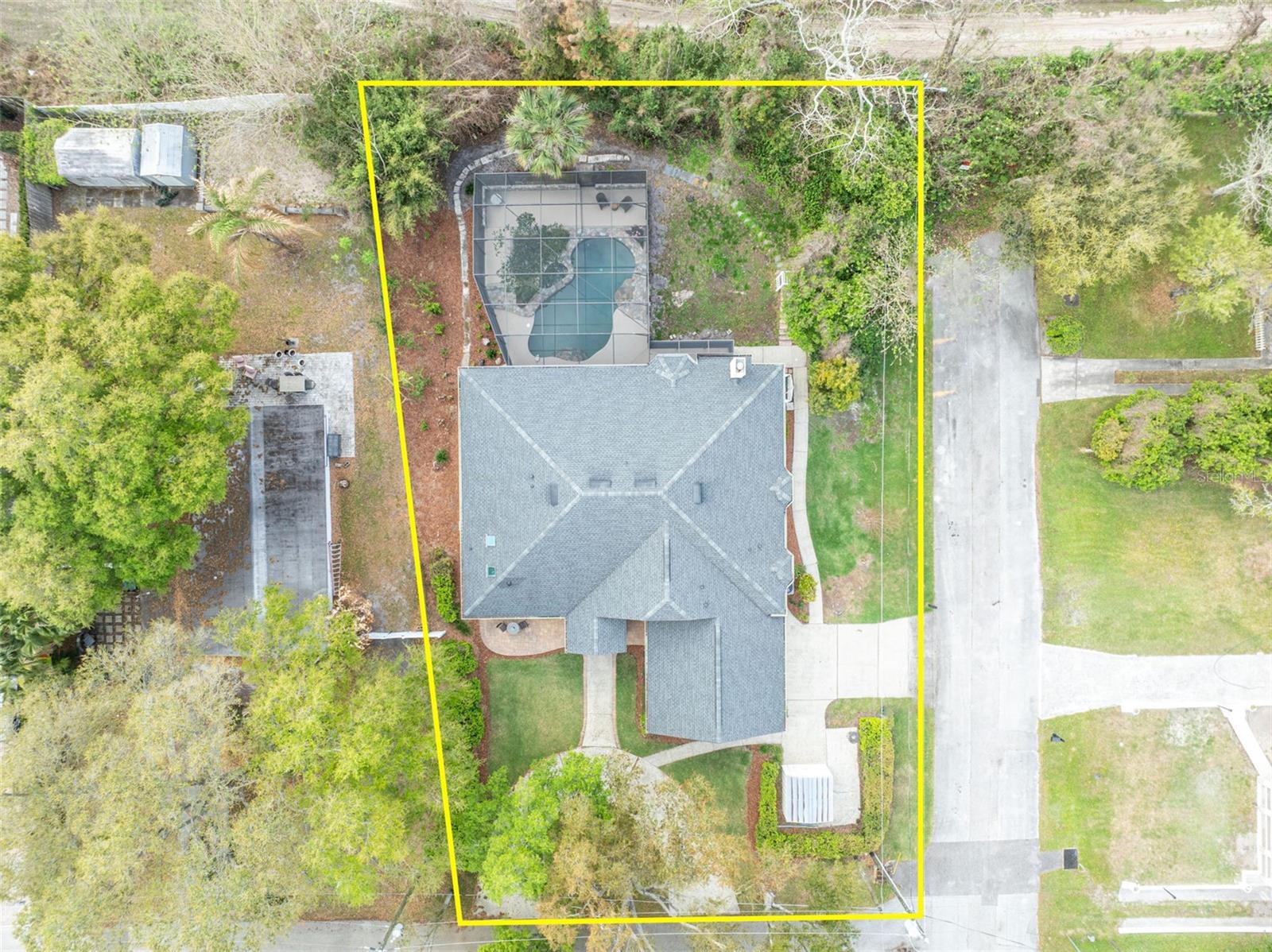 1800 Magnolia Avenue