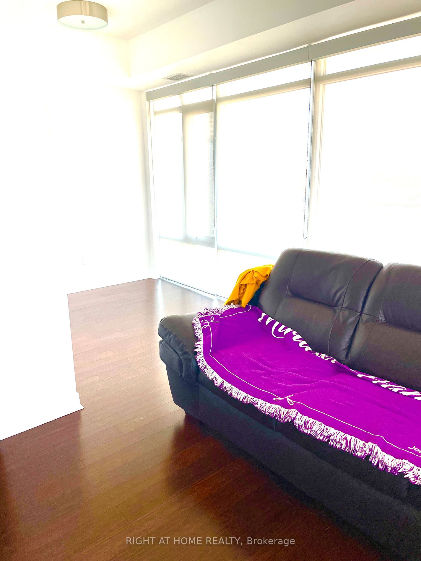 360 Square One Dr 1011