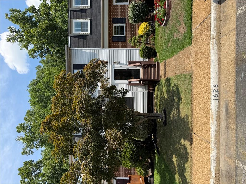 1626 Angel Court