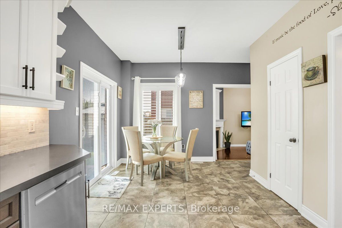 78 Joseph Cres