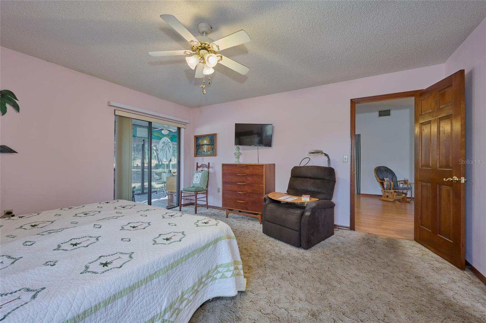 4220 Oleander Drive