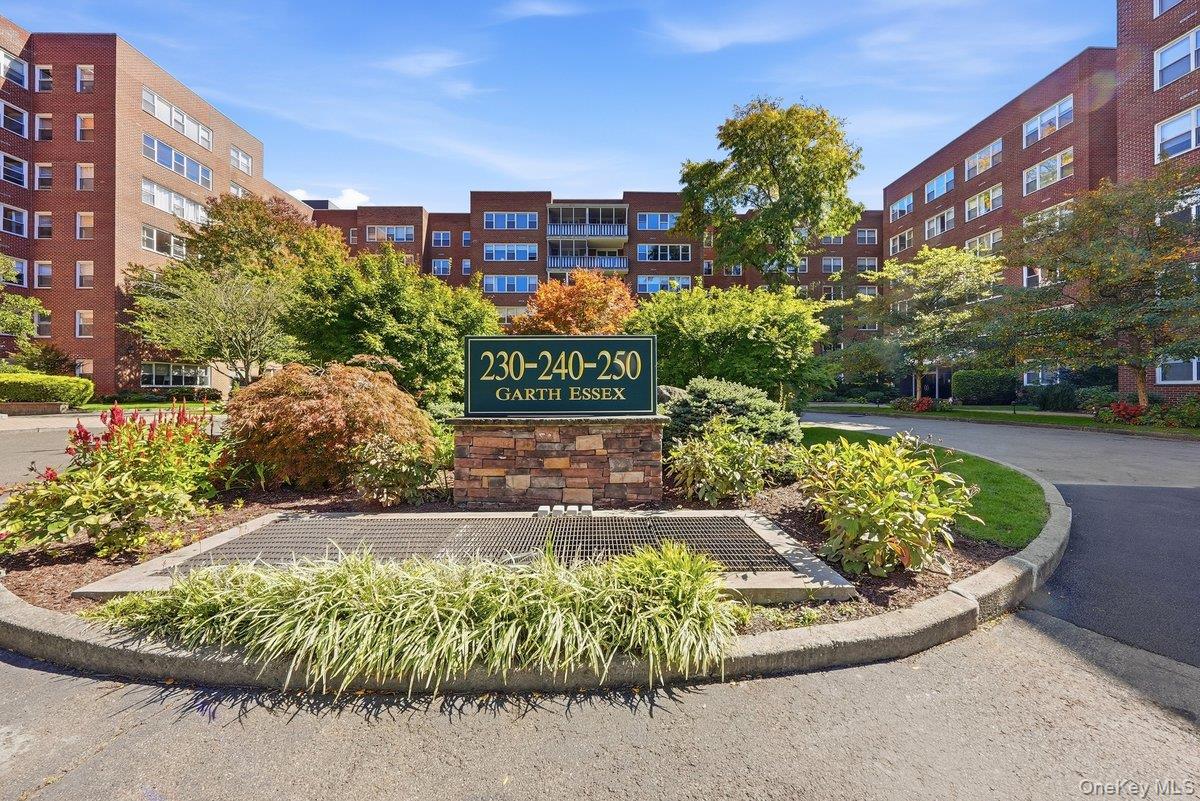 250 Garth Road 5B3