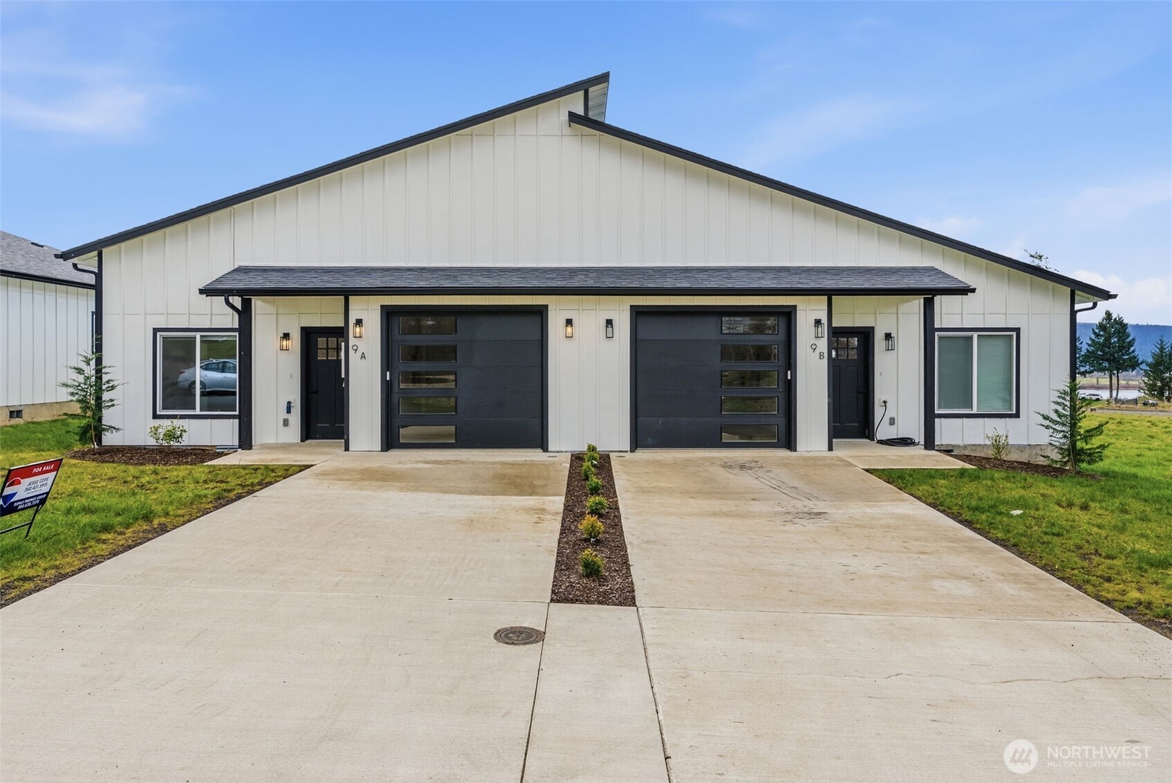 Come take advantage of this unique opportunity to own a new construction single level condo in desirable location. Home features, Quartz counters, island kitchen, A/C, laminate floors throughout, all appliances included, quality fixtures-finishes, and more! This is a spacious 869 sq ft 2bd 1 bath home. The attached garage is finished and could make a nice gym or office if need be. Outside you will enjoy a low maintenance landscape and your own back porch. This is some of the best priced new construction housing in SW Washington! MUST SEE
