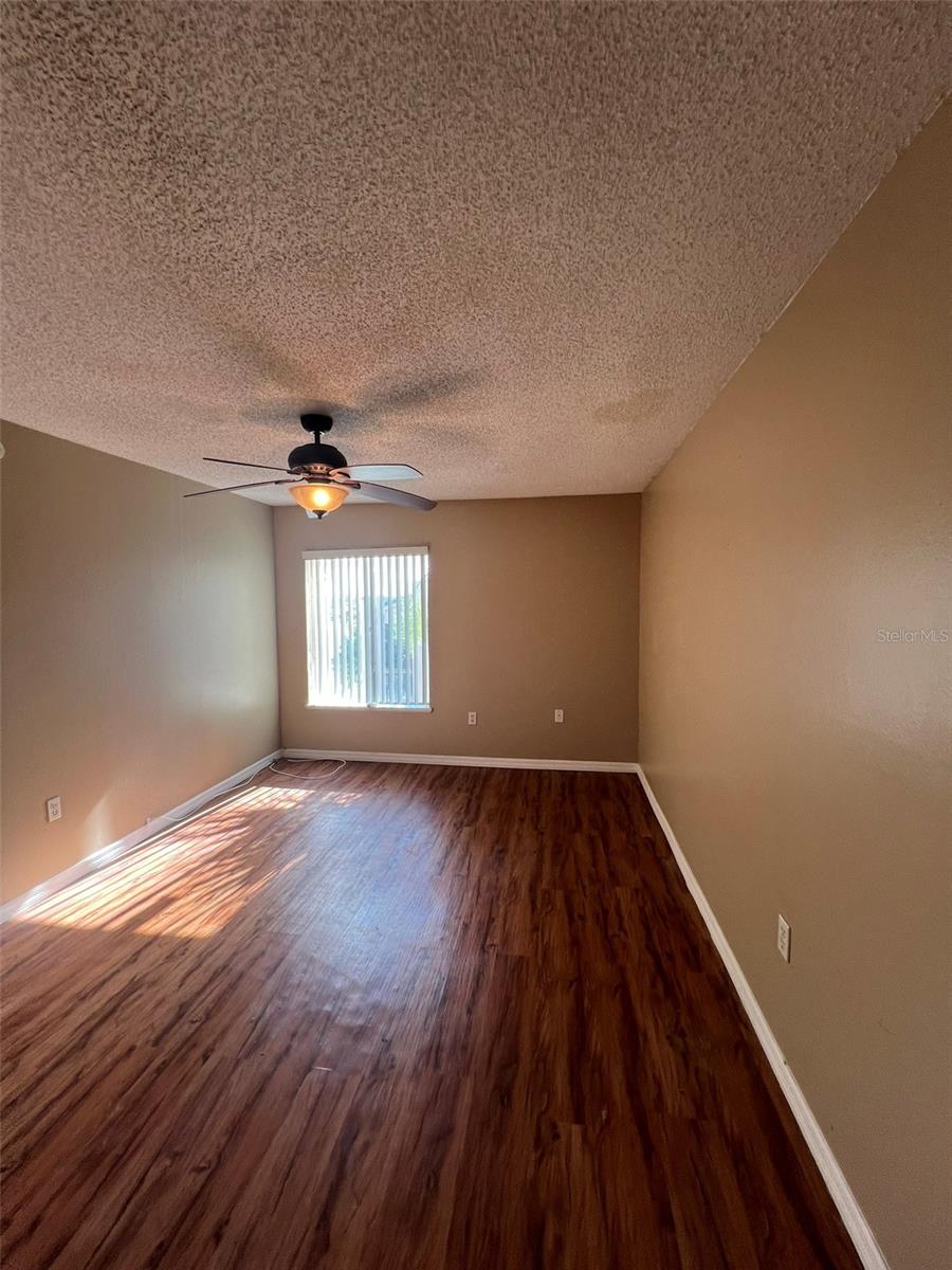618 Orange Drive 212