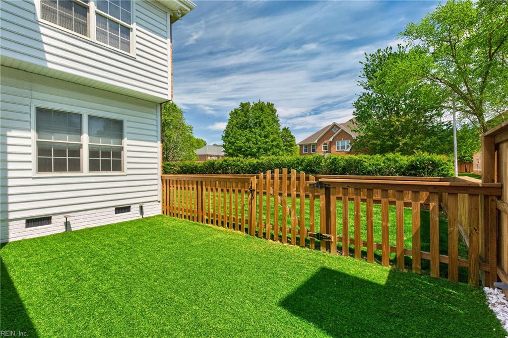 4533 Church Point Place