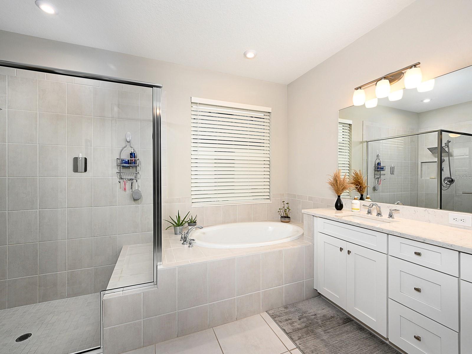 9077 Luna Lane