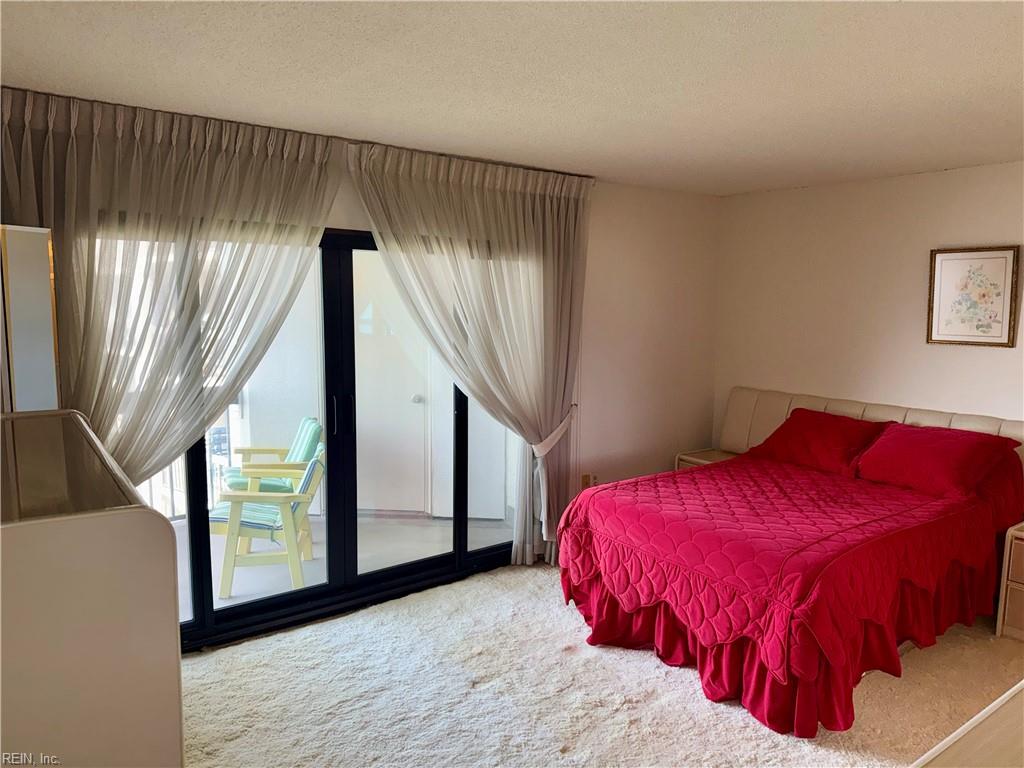 2830 Shore Drive 606