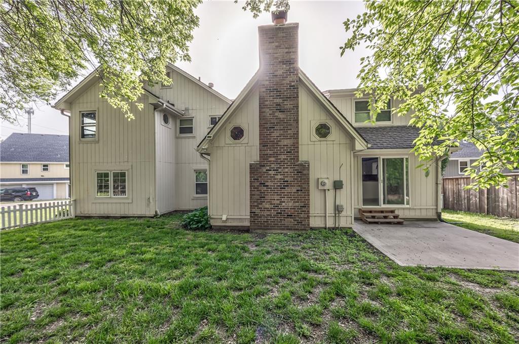529 SW Windmill Lane