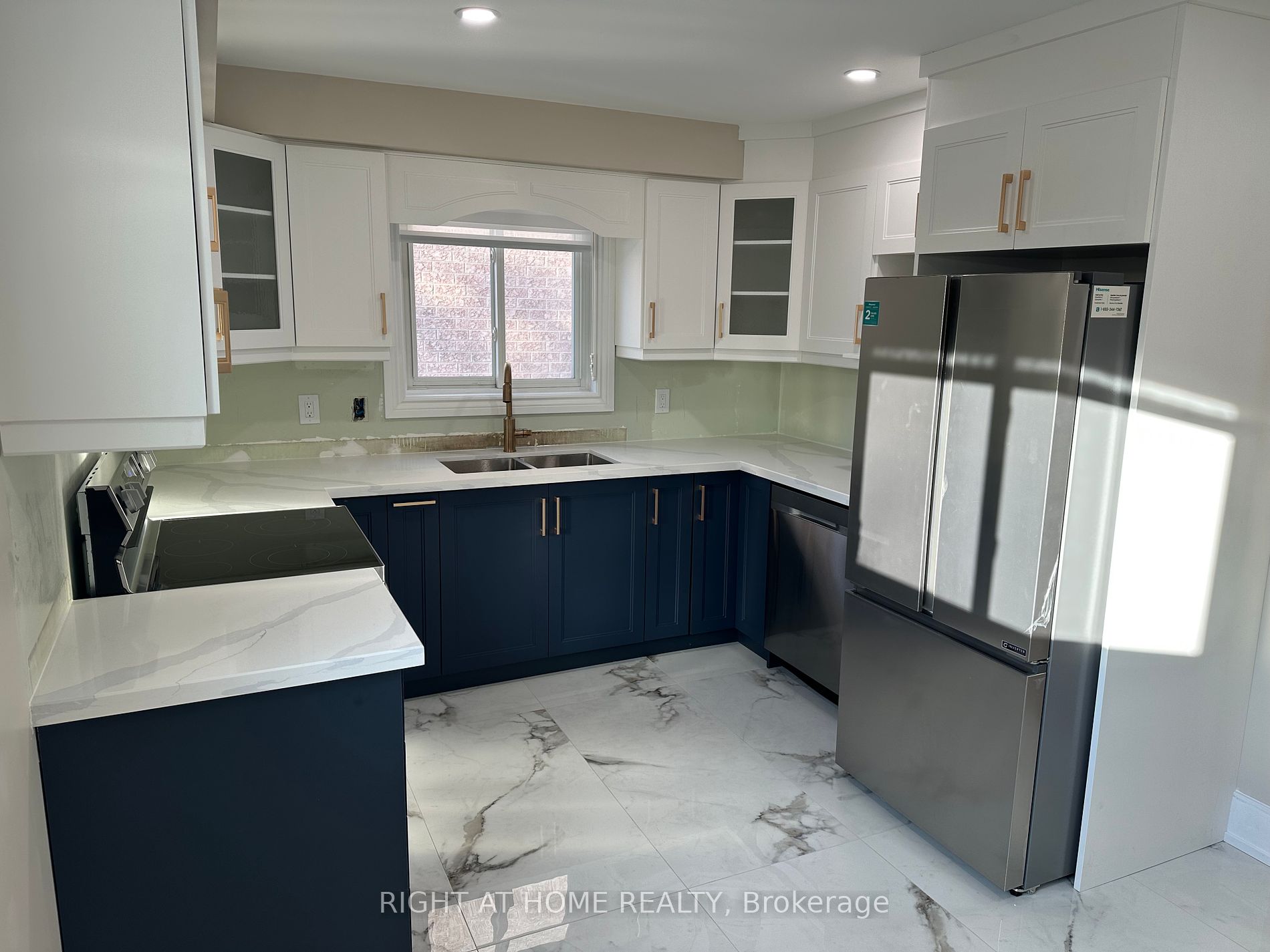 128 Twenty Second St (Main)