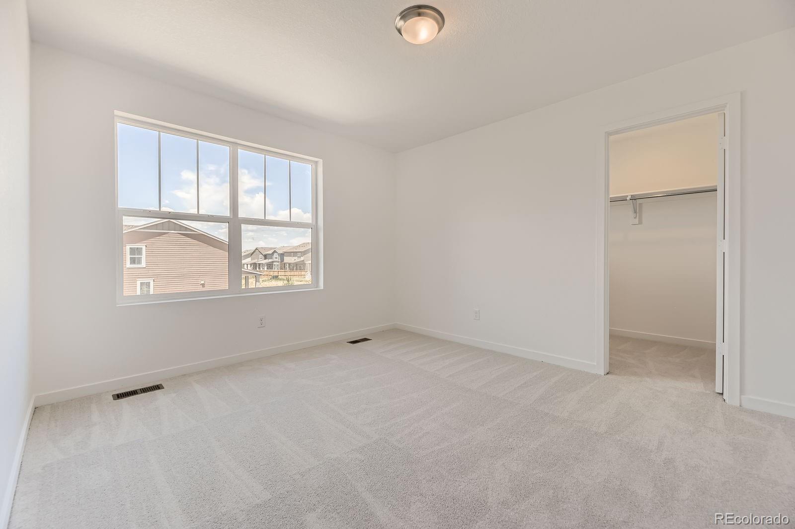 656 N Clubview Street