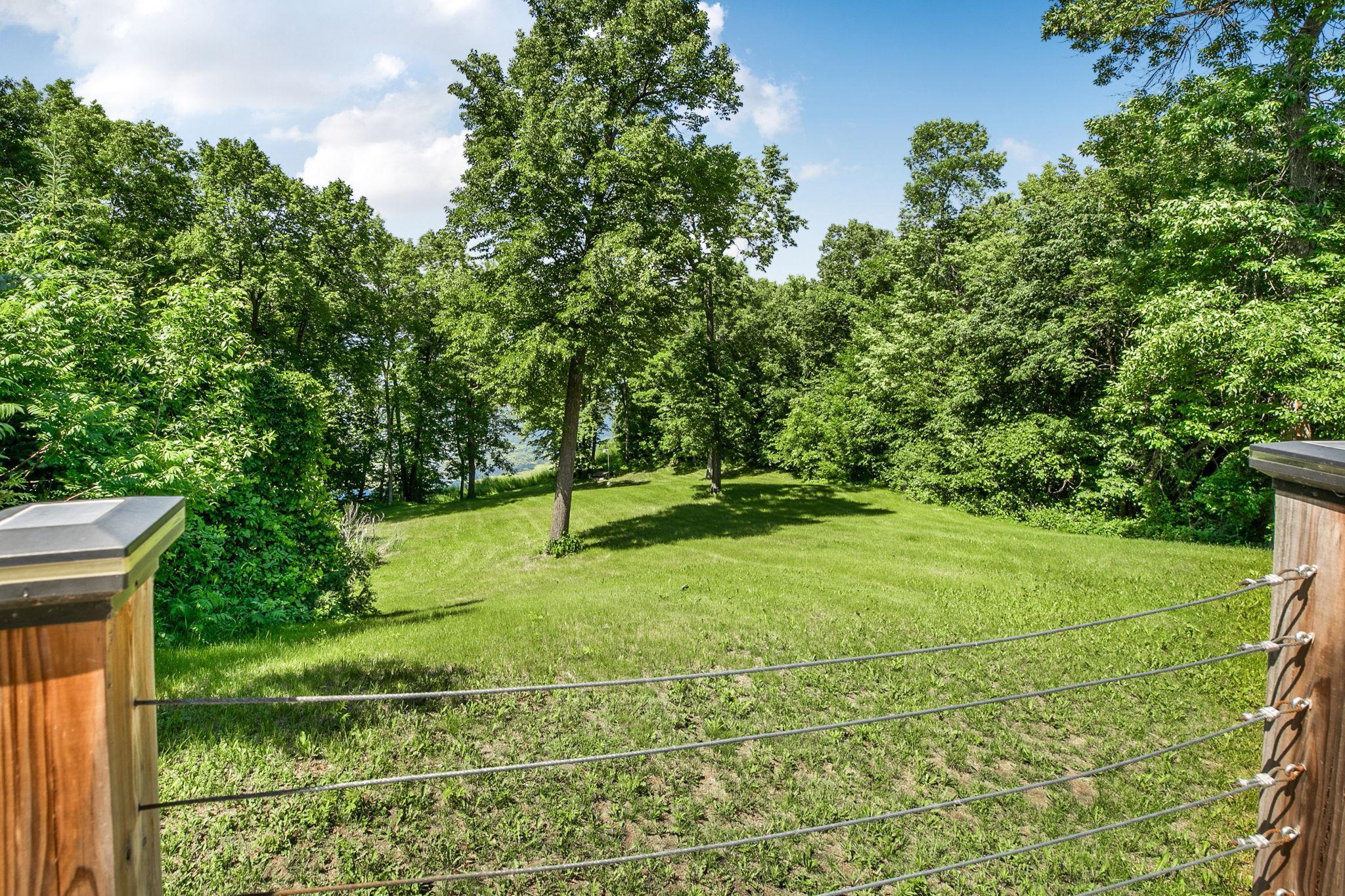20368 Edgehill Circle