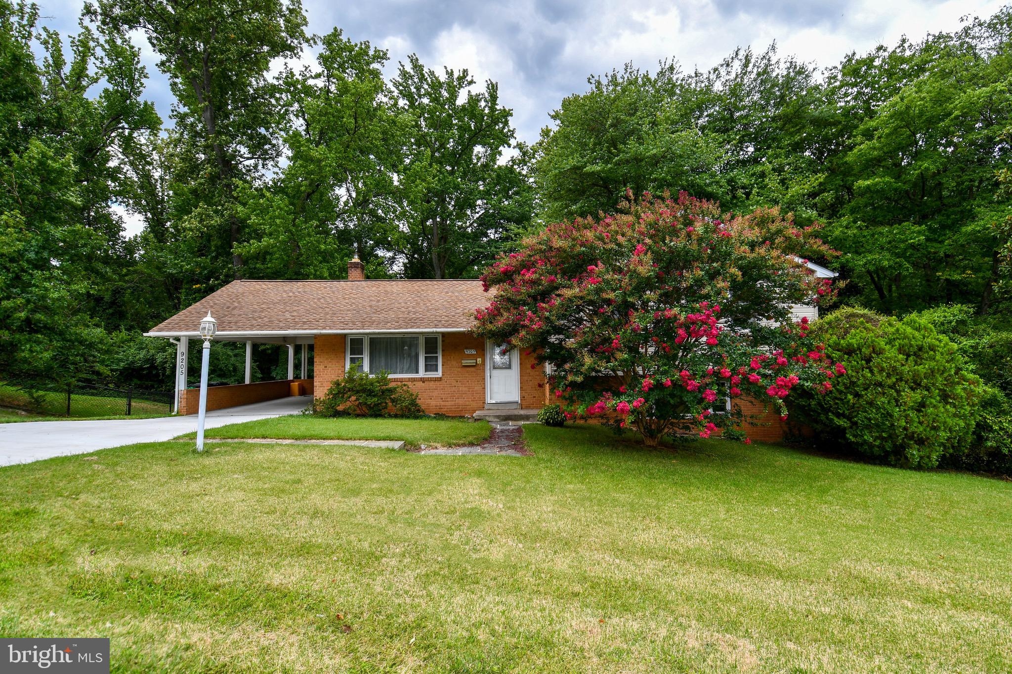 9205 Wellington Court