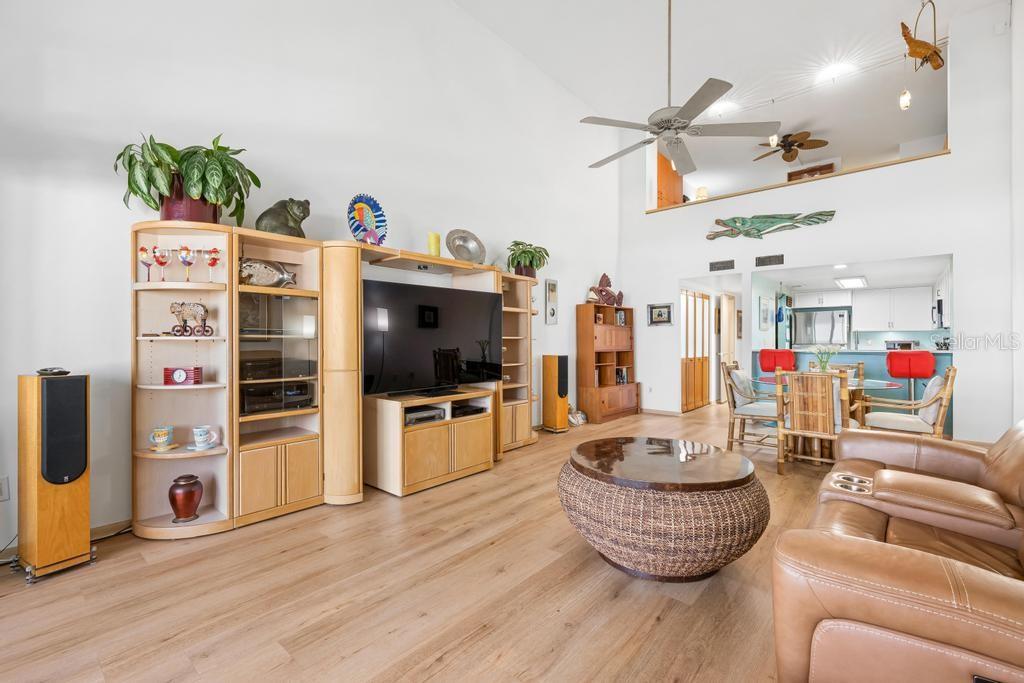 1007 Gulf Drive N 208