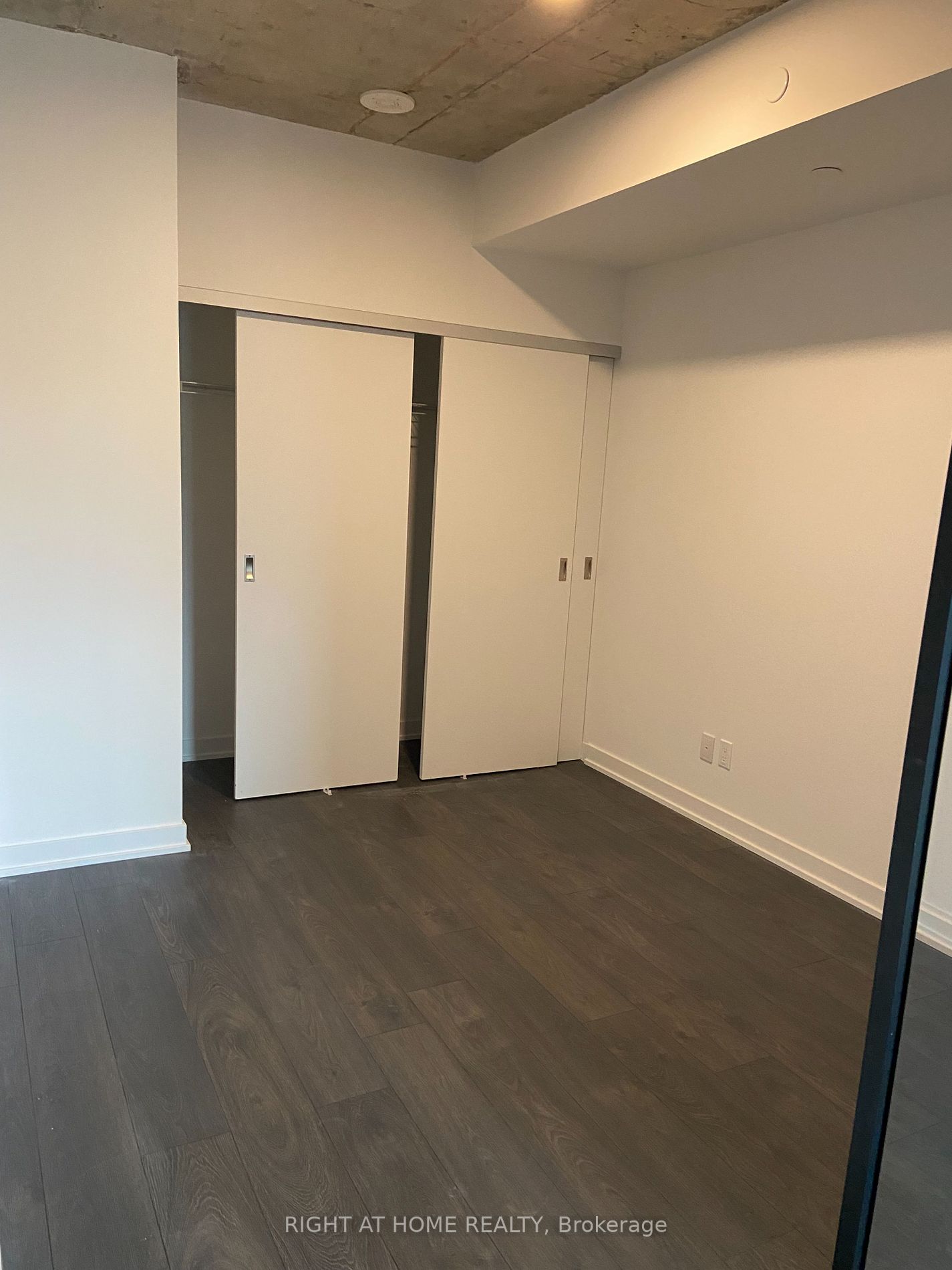 57 Brock Ave 316