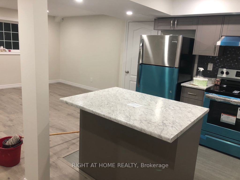 2545 Snow Knight Dr Lower