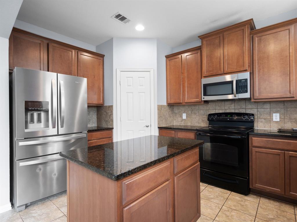 4121 William Dehaes Drive