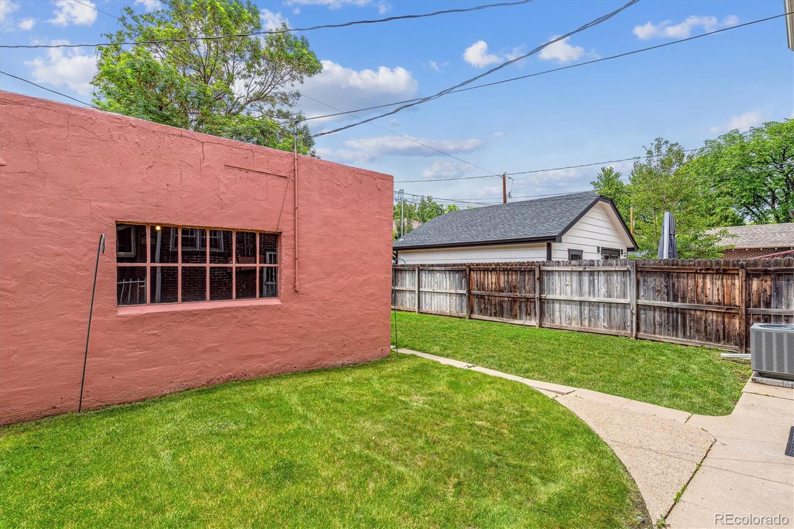 869 S Williams Street