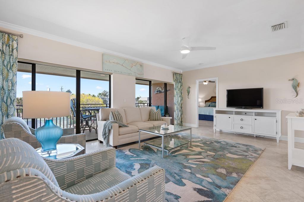 6005 Gulf Drive 219