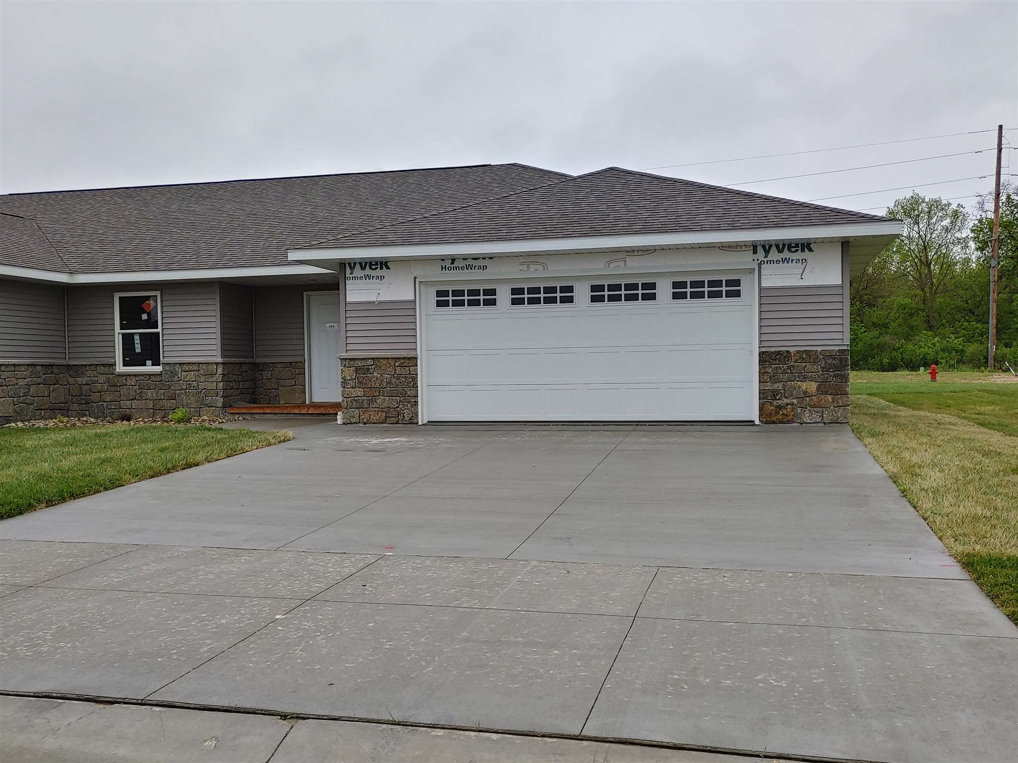 Residential for sale in Camanche, Iowa, QC4209286