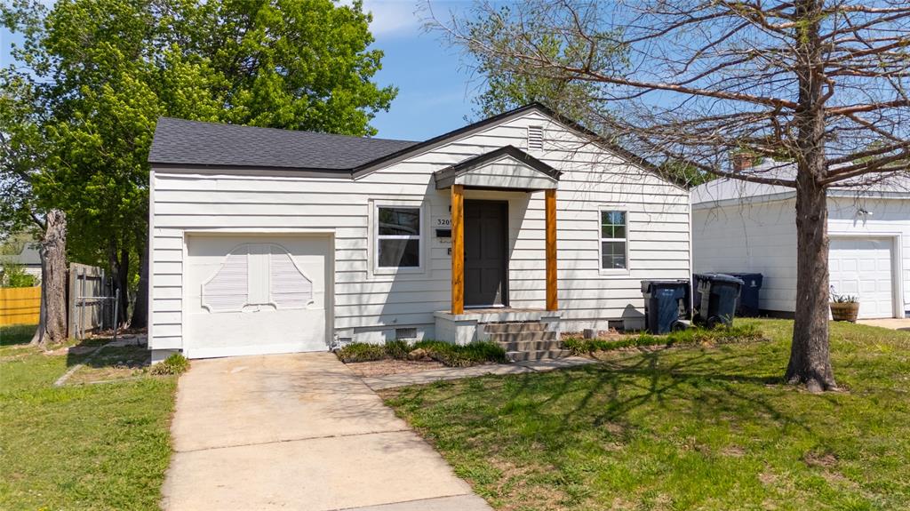 Located at 3209 NW 31st St in the peaceful, walkable Lyons Park neighborhood of Oklahoma City, OK , this charming 3-bed, 1-bath bungalow features refinished hardwood floors and oversized windows that flood the 968 sq ft interior with natural light. The updated kitchen boasts crisp white cabinetry, quartz countertops, and stainless-steel appliances while the renovated bathroom showcases floor-to-ceiling subway tile and contemporary fixtures. Set on a 6k sq ft lot, the manicured front yard and fully fenced backyard offer private outdoor space, and the attached carport provides covered parking. Just two miles from Lake Hefner’s 9.5-mile multi-use trails and waterfront dining, and within walking distance of Stars & Stripes Park and Bluff Creek Park, the home is zoned for the renowned Putnam City School District—serving Lake Park Elementary and Putnam City West High School. With easy freeway access via I-44 and Northwest Expressway, this move-in-ready bungalow affords both convenience and community in an affordable NW OKC neighborhood.