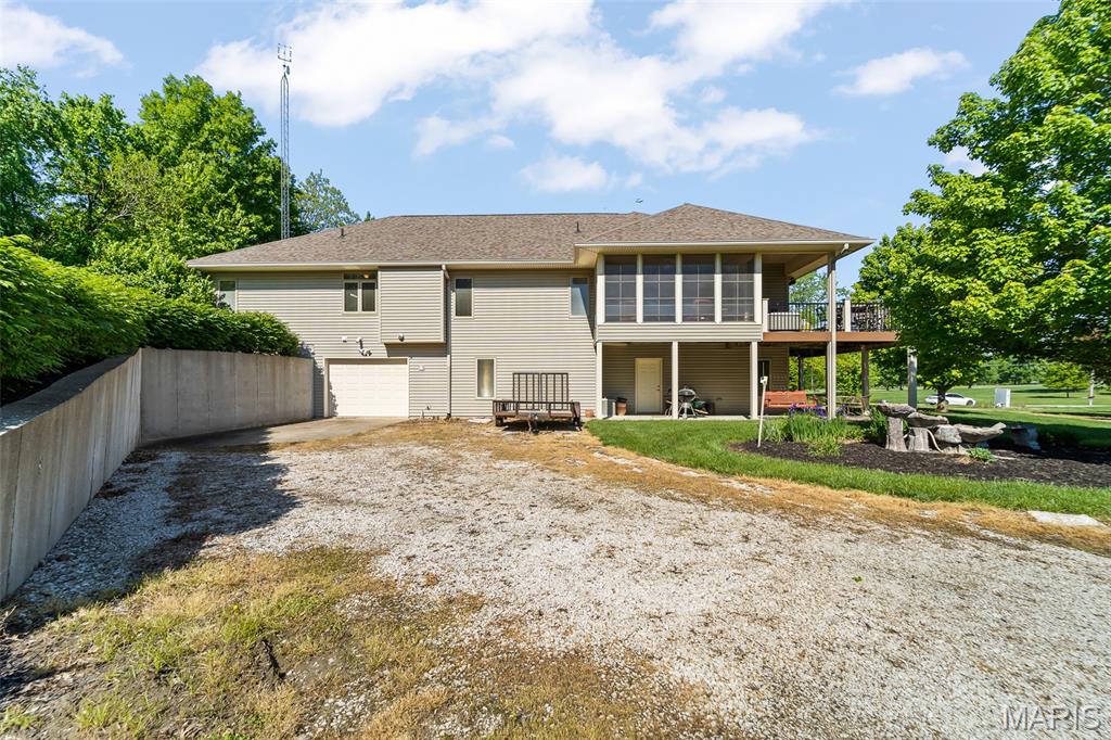 750 W Walsh Street
