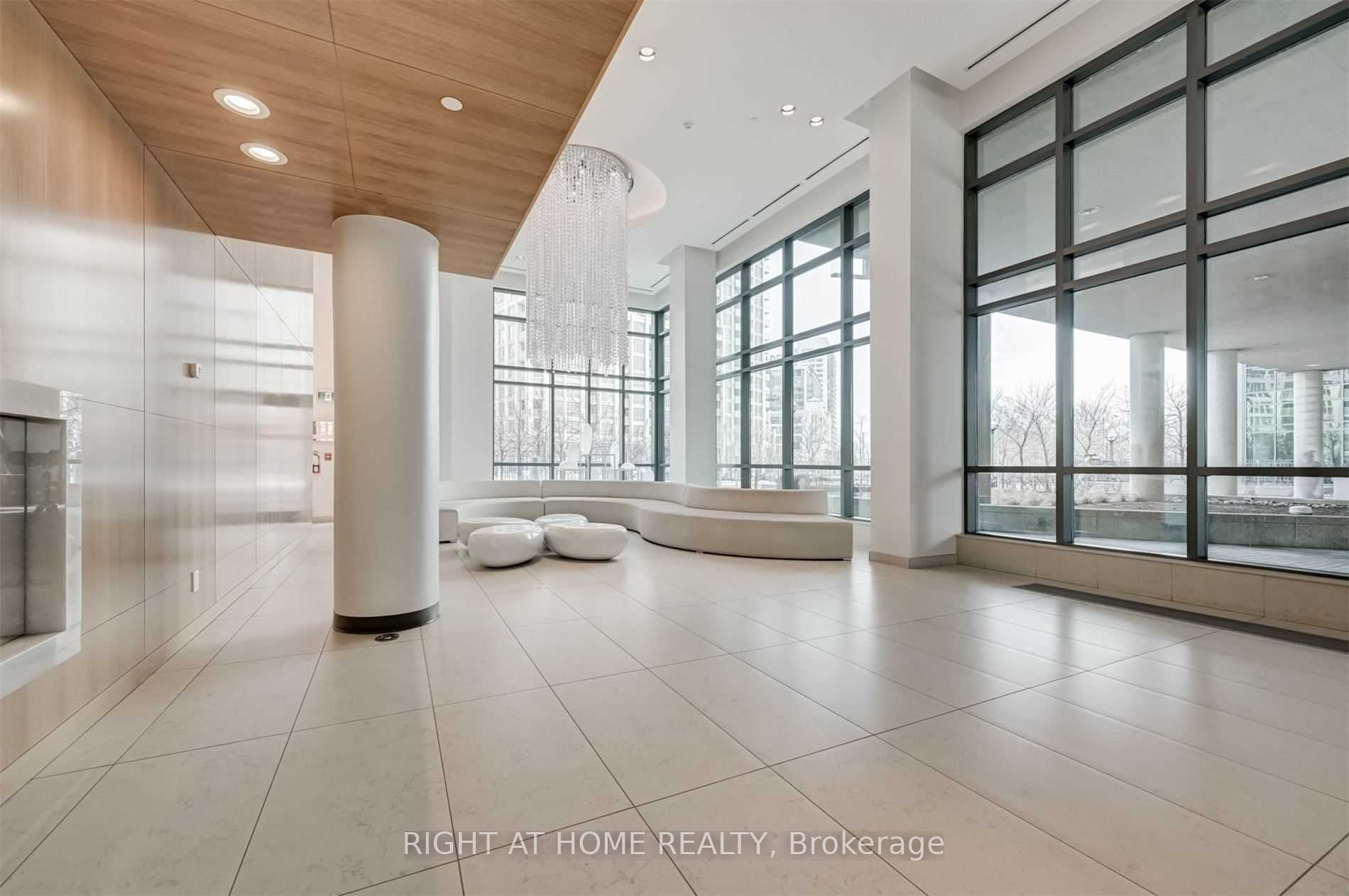 209 Fort York Blvd 665