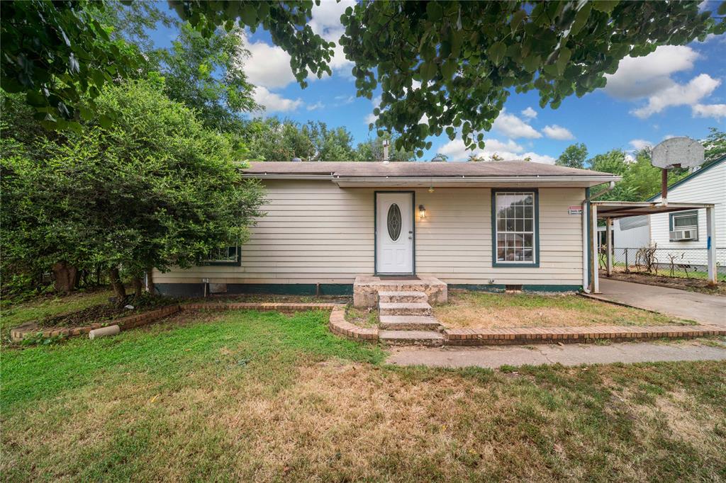 Investor Special! Value-Add Opportunity with Neighboring Income Property Available. Introducing a vacant property with strong investment potential in a well-established neighborhood. This home is in overall solid condition and just needs an AC condenser to be fully functional. With minimal updates, it can be quickly transformed into a profitable rental or resale opportunity. Bonus Opportunity: The neighboring property is also available for purchase.  Purchase both properties together for a rare chance to own side-by-side investment homes with strong rental potential. Conveniently located near major highways, schools, shopping, and dining, this is a smart addition to any investment portfolio, whether you're starting out or expanding. Don’t miss this value-add opportunity with built-in upside and the option to purchase two properties side by side!