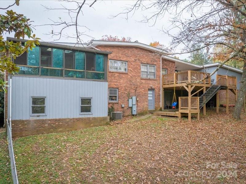 646 Woodland Street